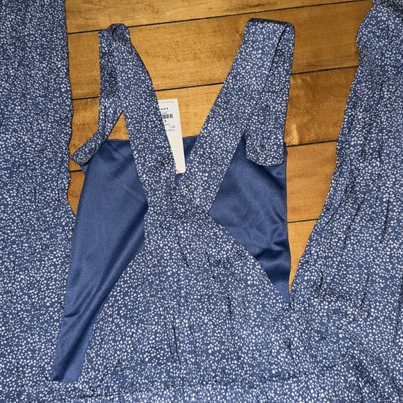 NWT Francesca’s blue polka dot overall jumpsuit - Picture 4 of 5